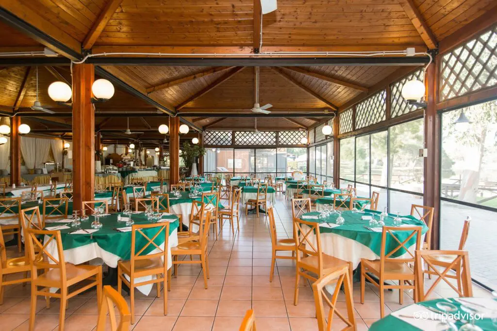 ristorante--v13818331