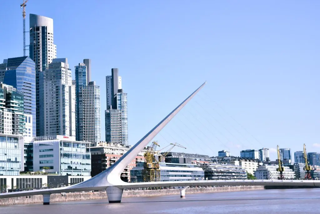 leoespina-city-4067225_1920